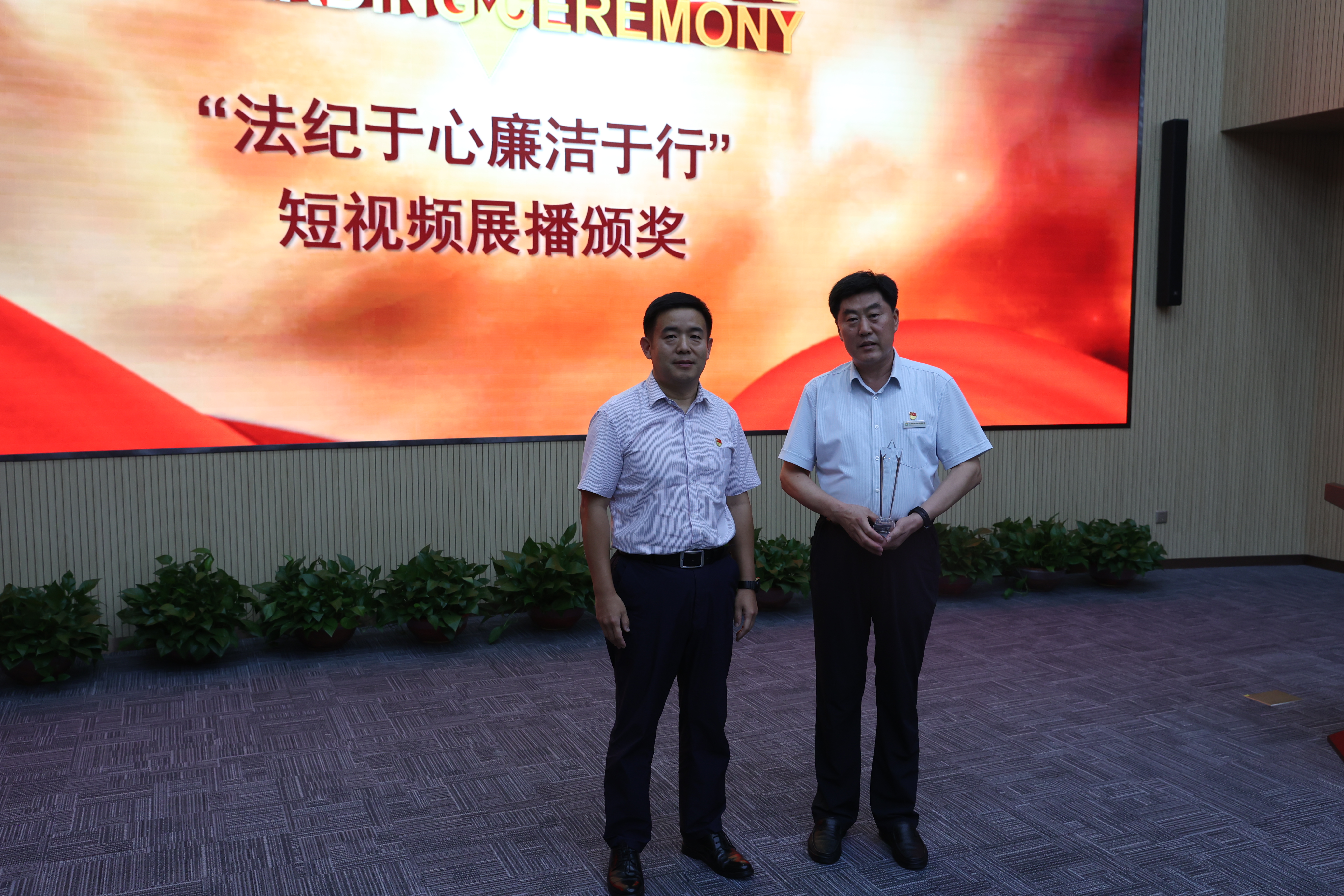 �й���350vip8888���ϵľ�(����)���޹�˾-�ٷ���վ